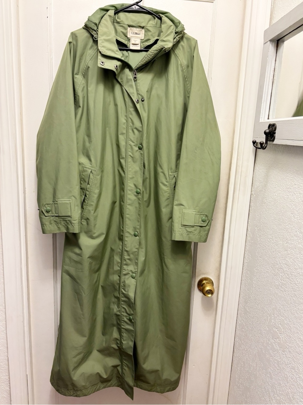 L.L. Bean Wharf Street Raincoat Full Length Size XL Color Green